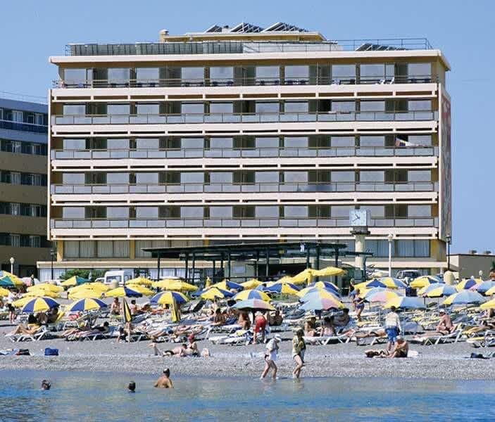 Aquarium View Hotel 2
