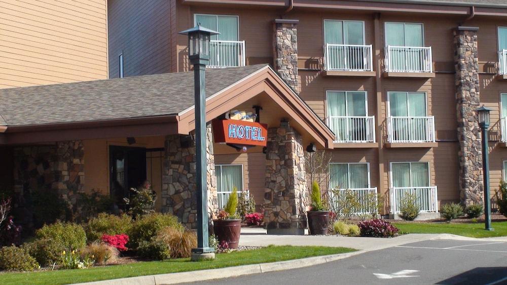 Three Rivers Casino Resort 2