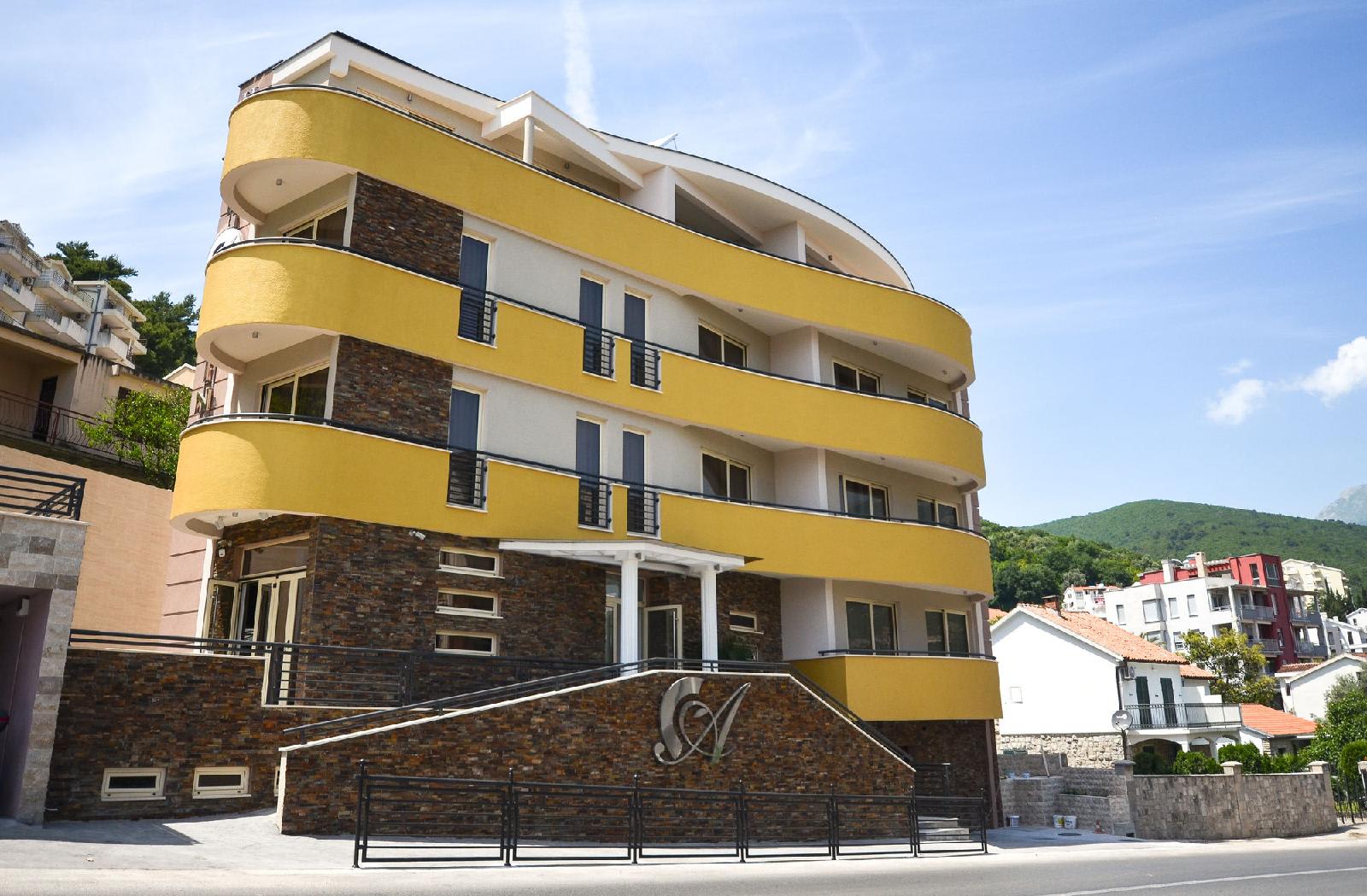 Hotel Atina by ENTOPYA 1
