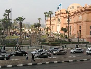 Museum Plaza 1