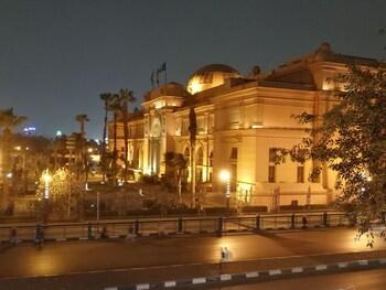 Museum Plaza 2