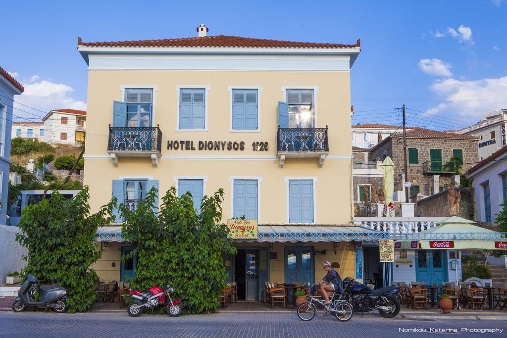 Dionysos Hotel 1