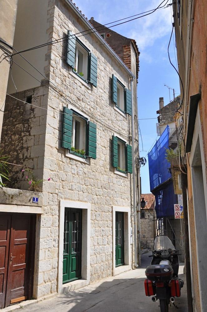 Villa Stagnja 2