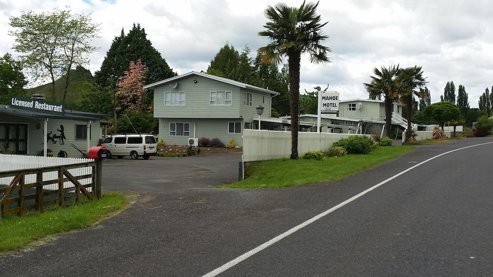 Mahoe Motel 1