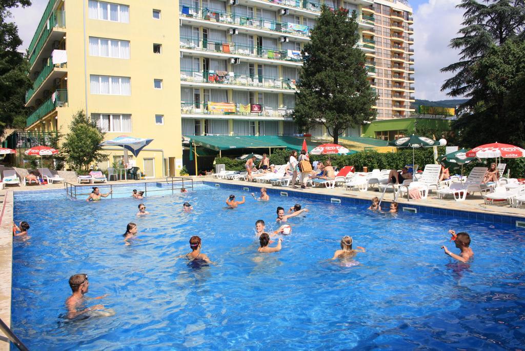 Sunny Varshava Hotel 2