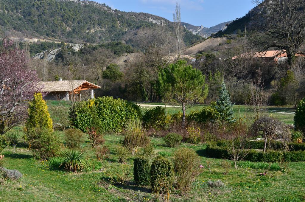 Hameau d'hôtes La Roseraie-Drôme 2