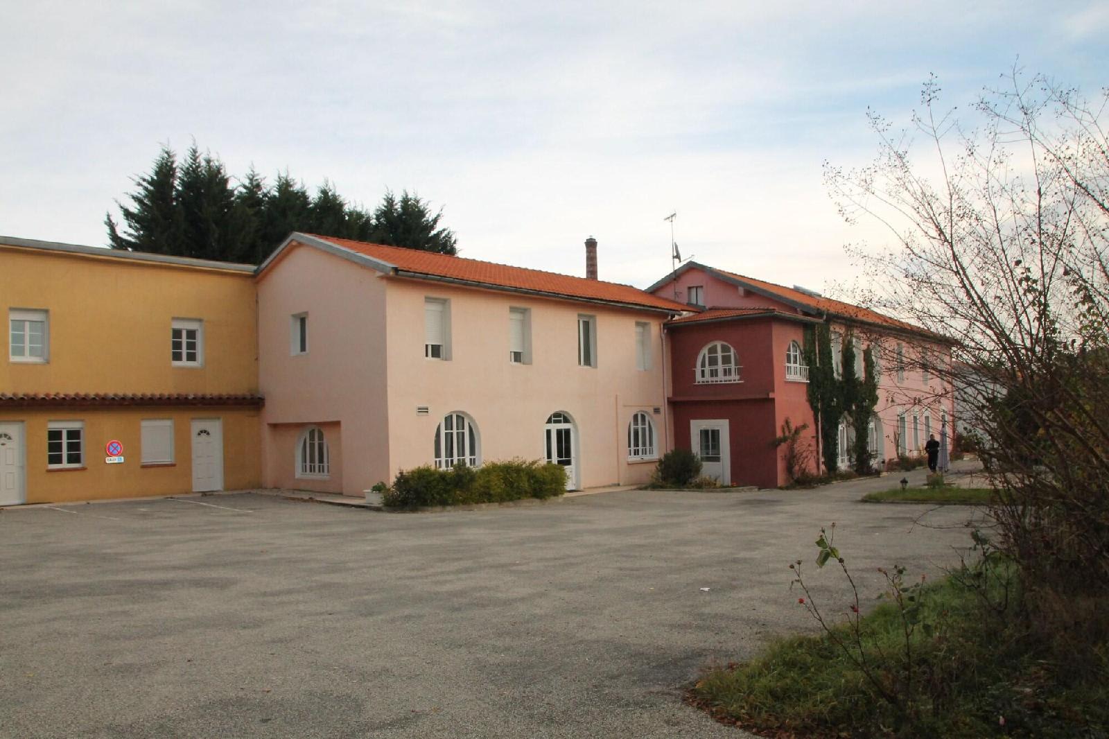 Le Castel d'olmes 1
