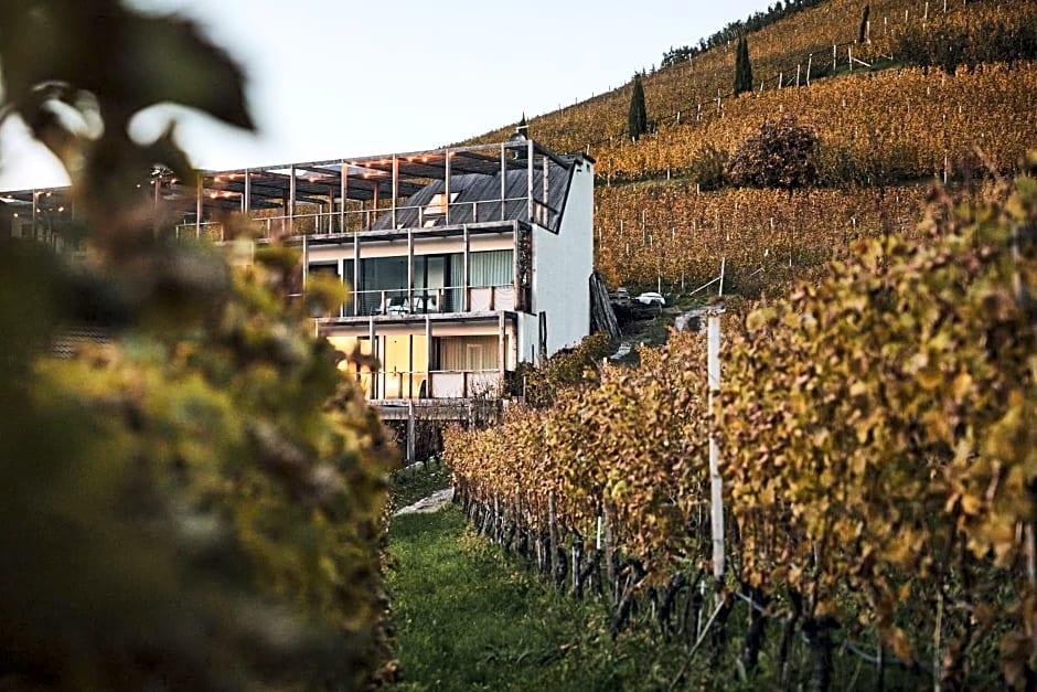 byHaller Suites & AO Restaurant 1