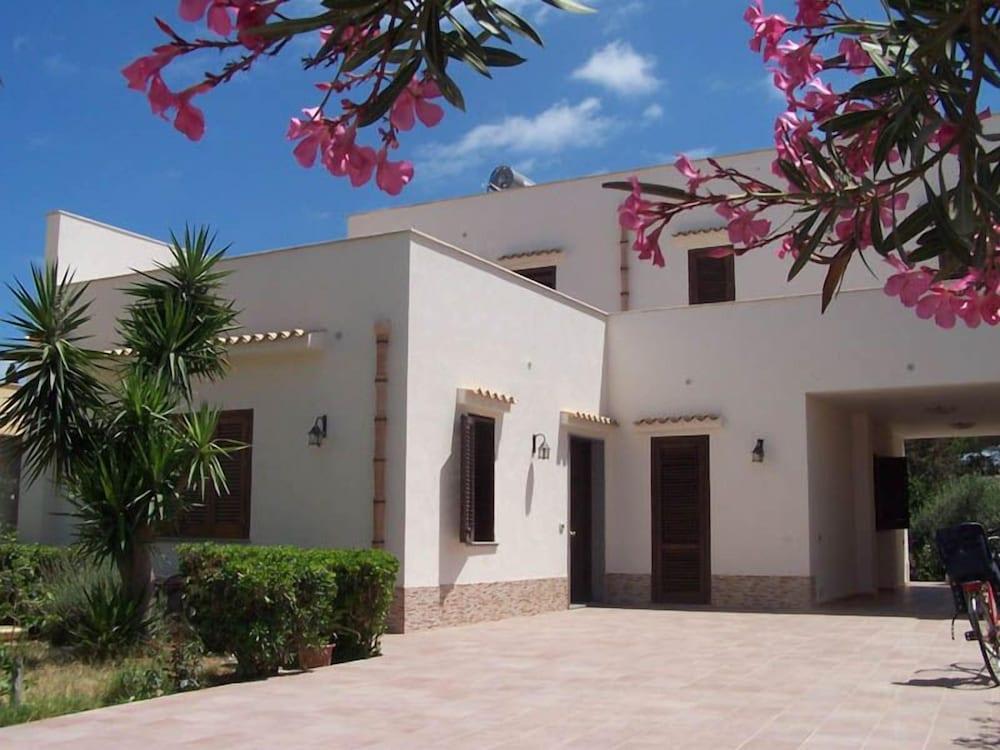 Mariposa B&B 2