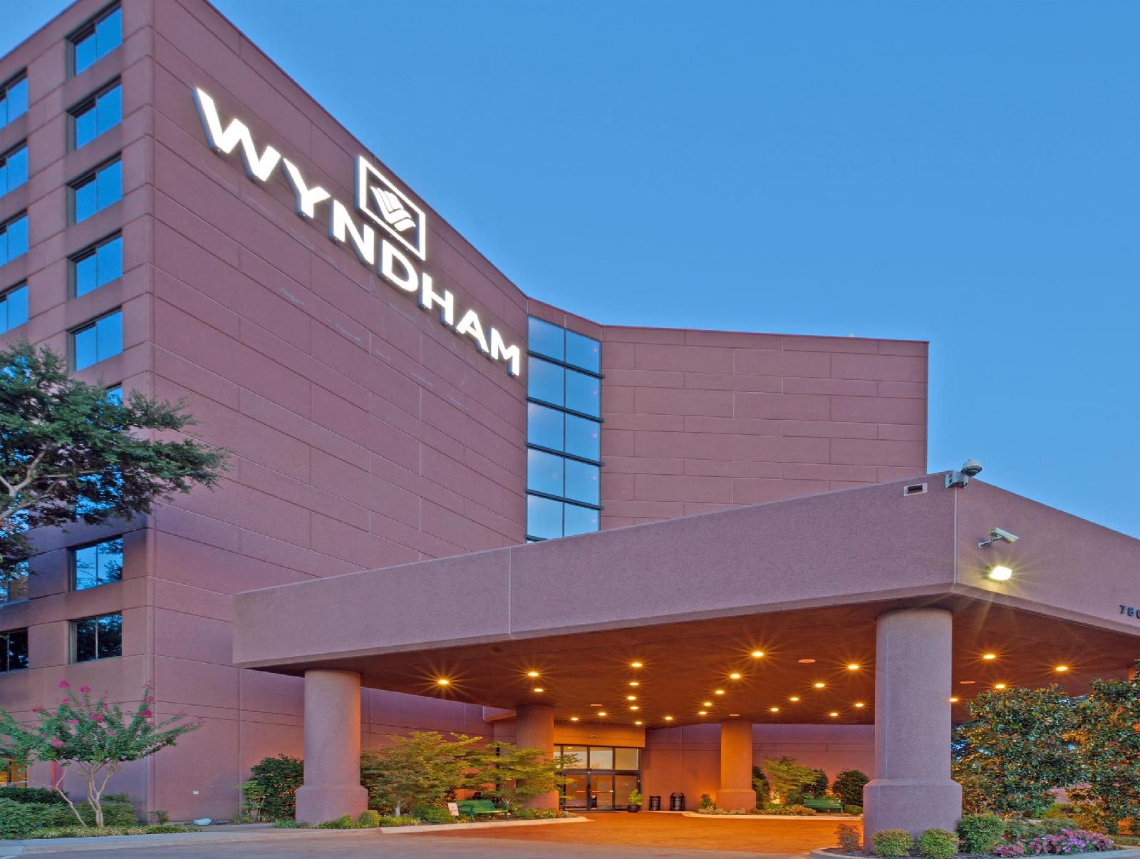 Sonesta Suites Dallas Park Central 1