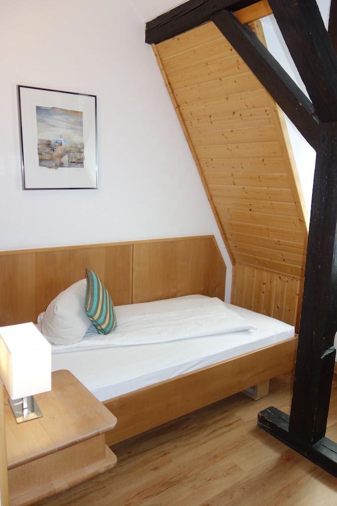 Hotel Schillerbad 2