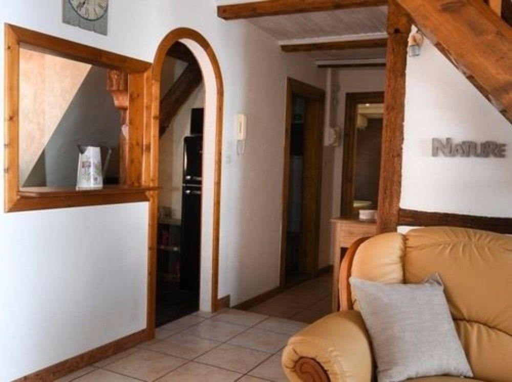 Un balcon sur les toits 1