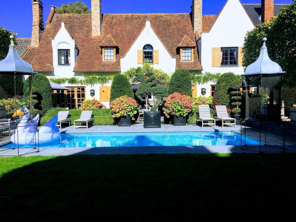 Exclusive Suites The Secret Garden 2