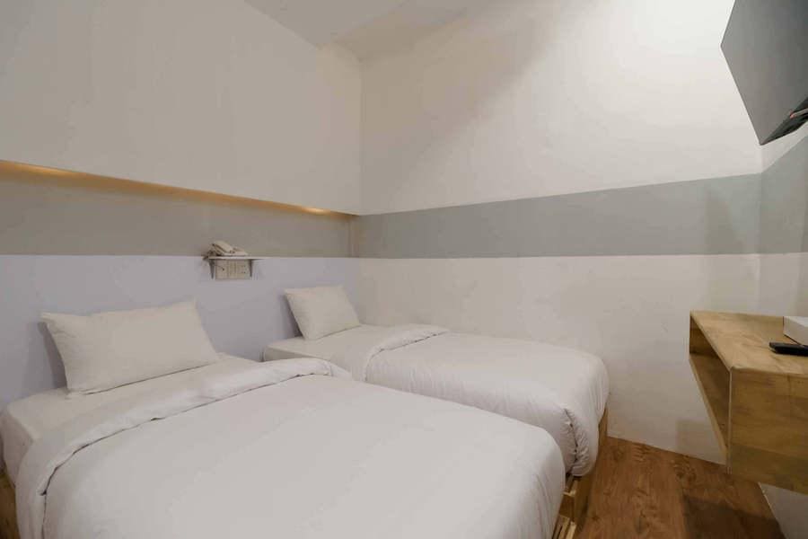 RedDoorz at Jotel Guest House Medan 2