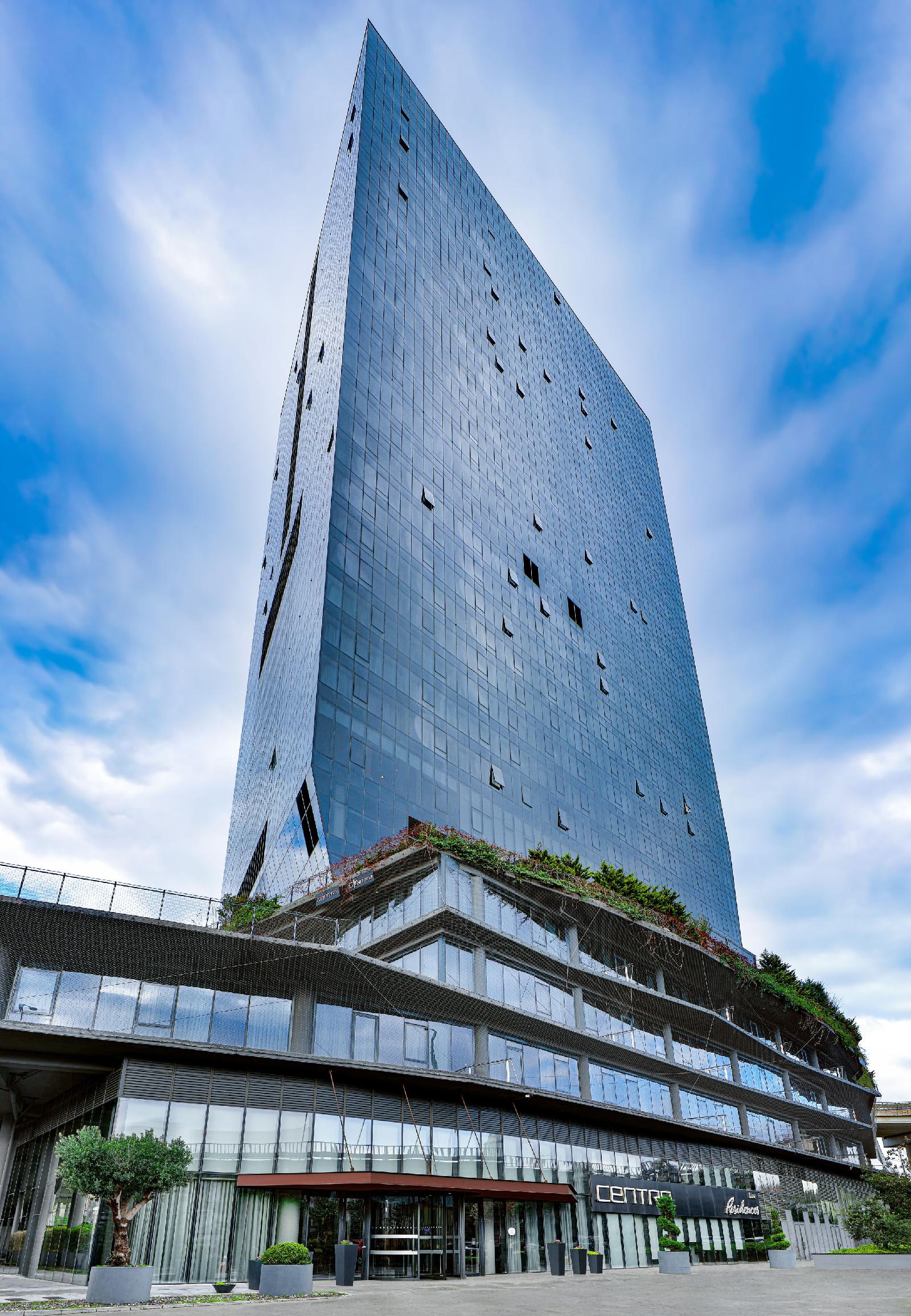 Centro Westside 2