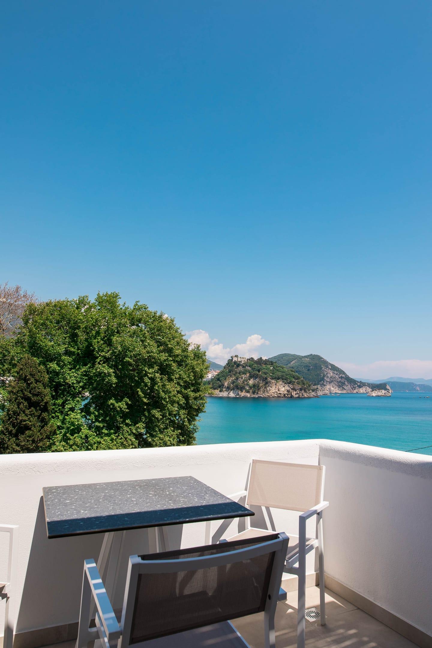 Alboro seaside suites 2