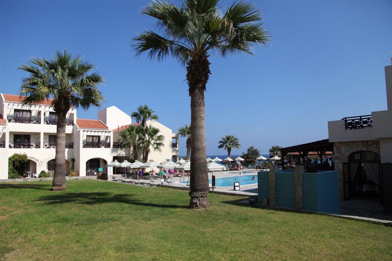 Mimosa Beach Hotel 2
