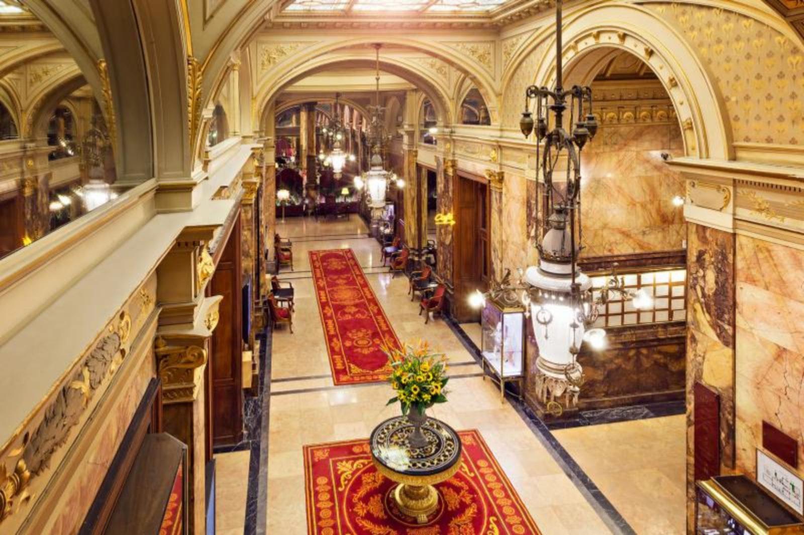 Metropole Hotel 2