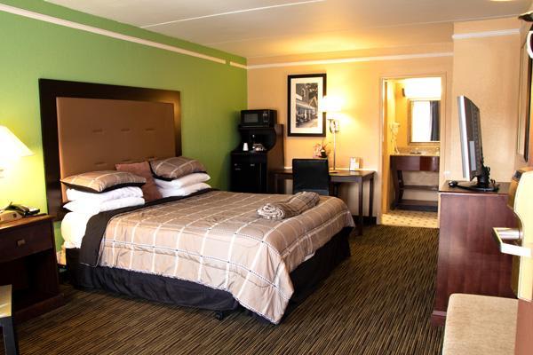 Americas Best Value Inn Charlotte 1