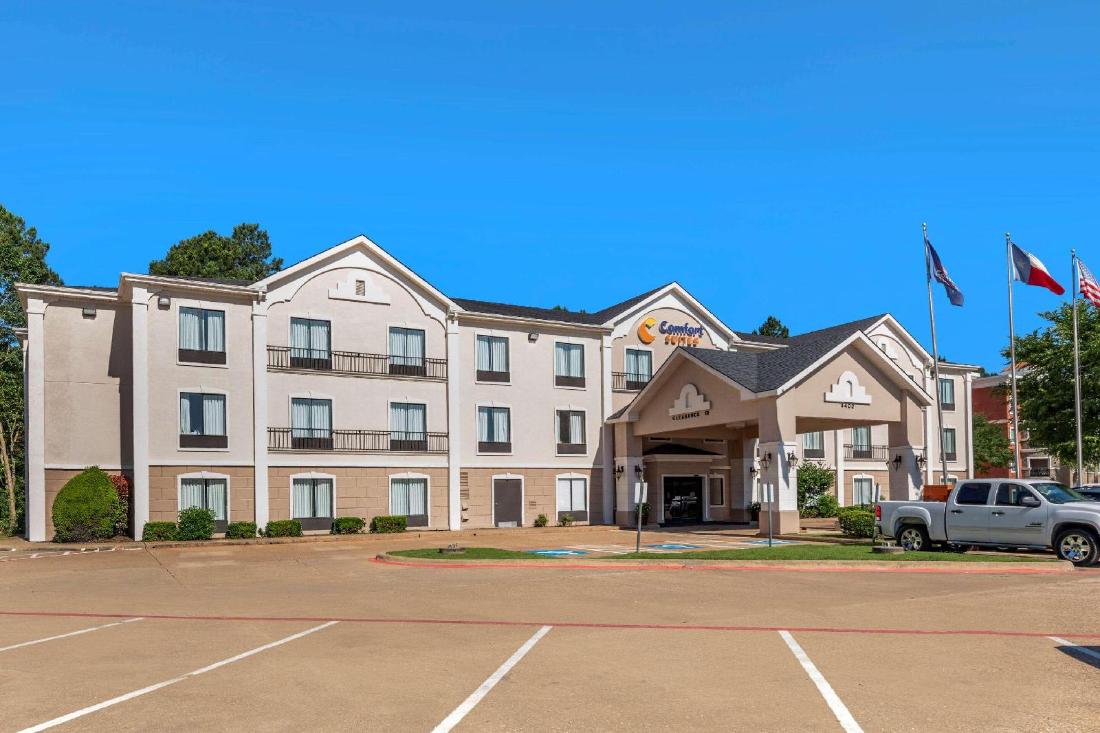 Comfort Suites Lufkin 1