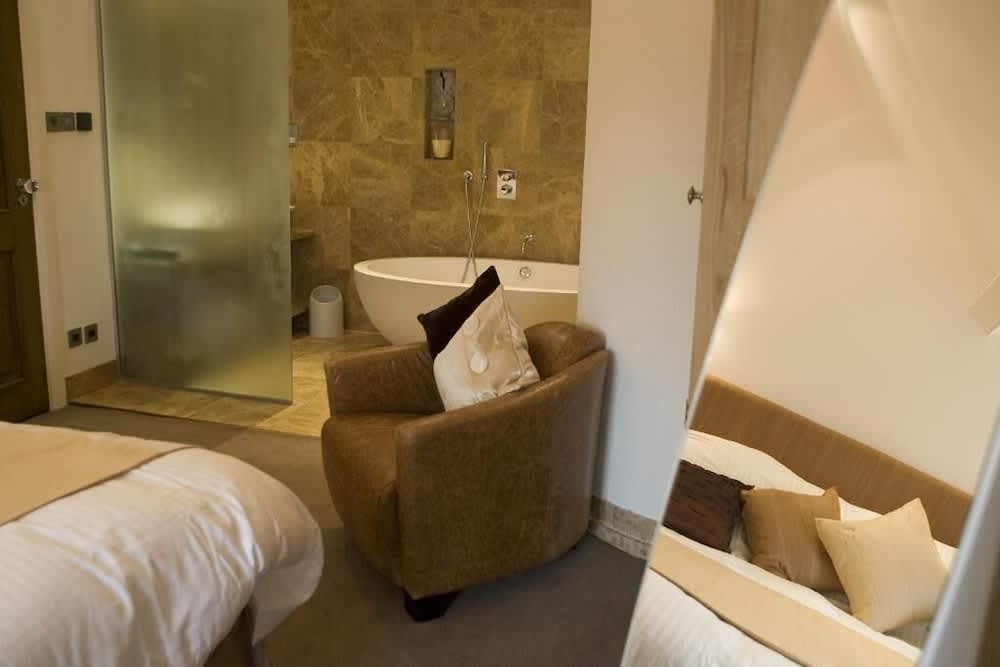The Rooms Lytham 1