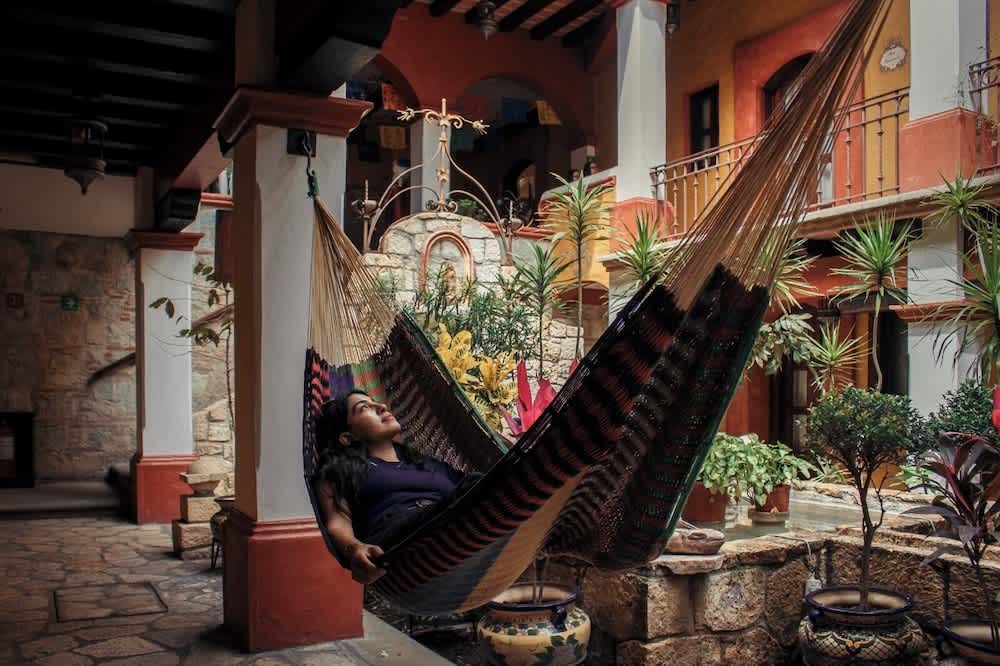 Hotel Casa del Sótano 1