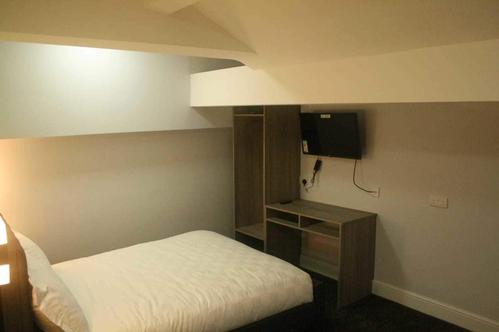 Spring Bank Aparthotel 1