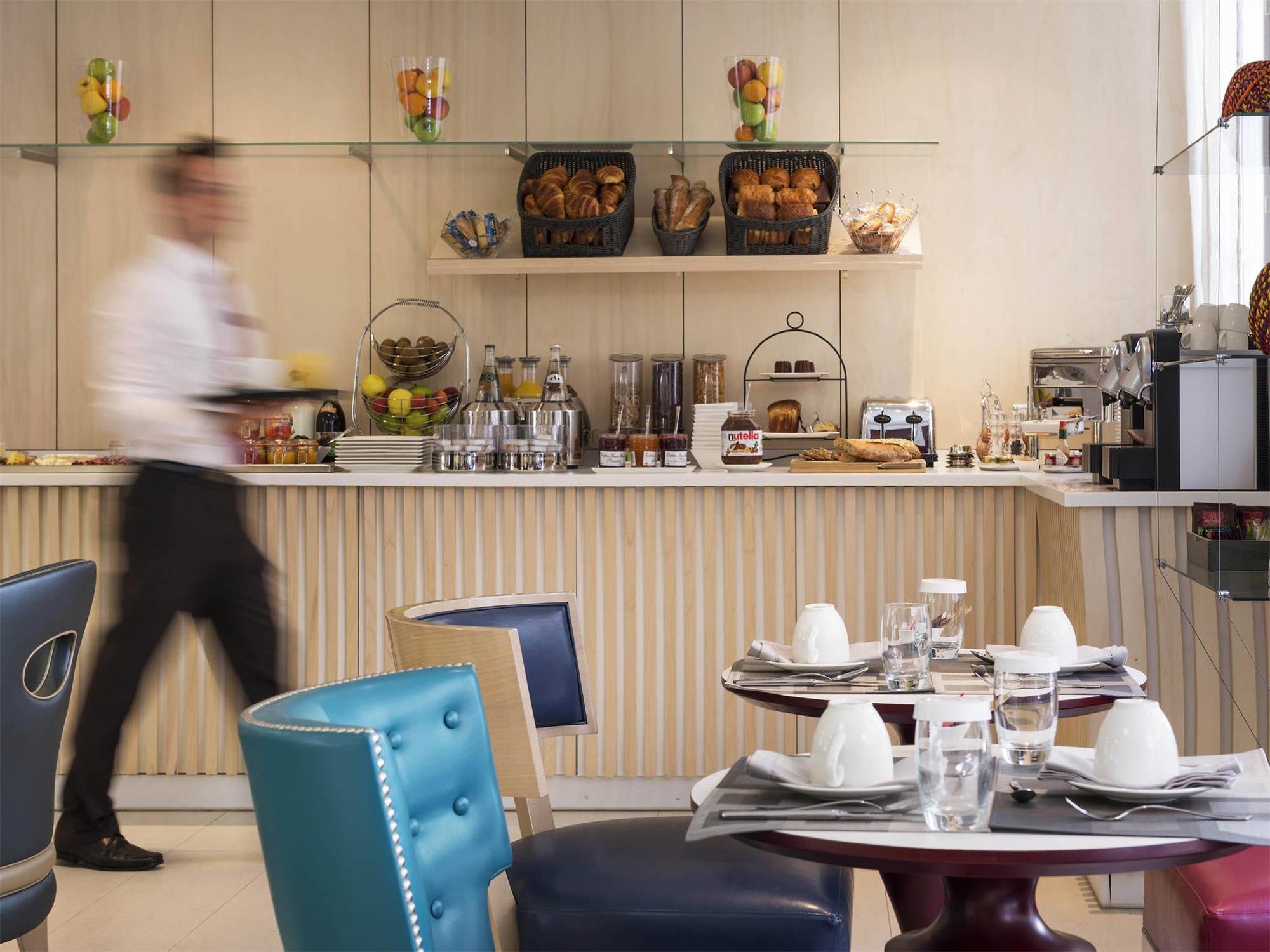 Mercure Paris Levallois 1