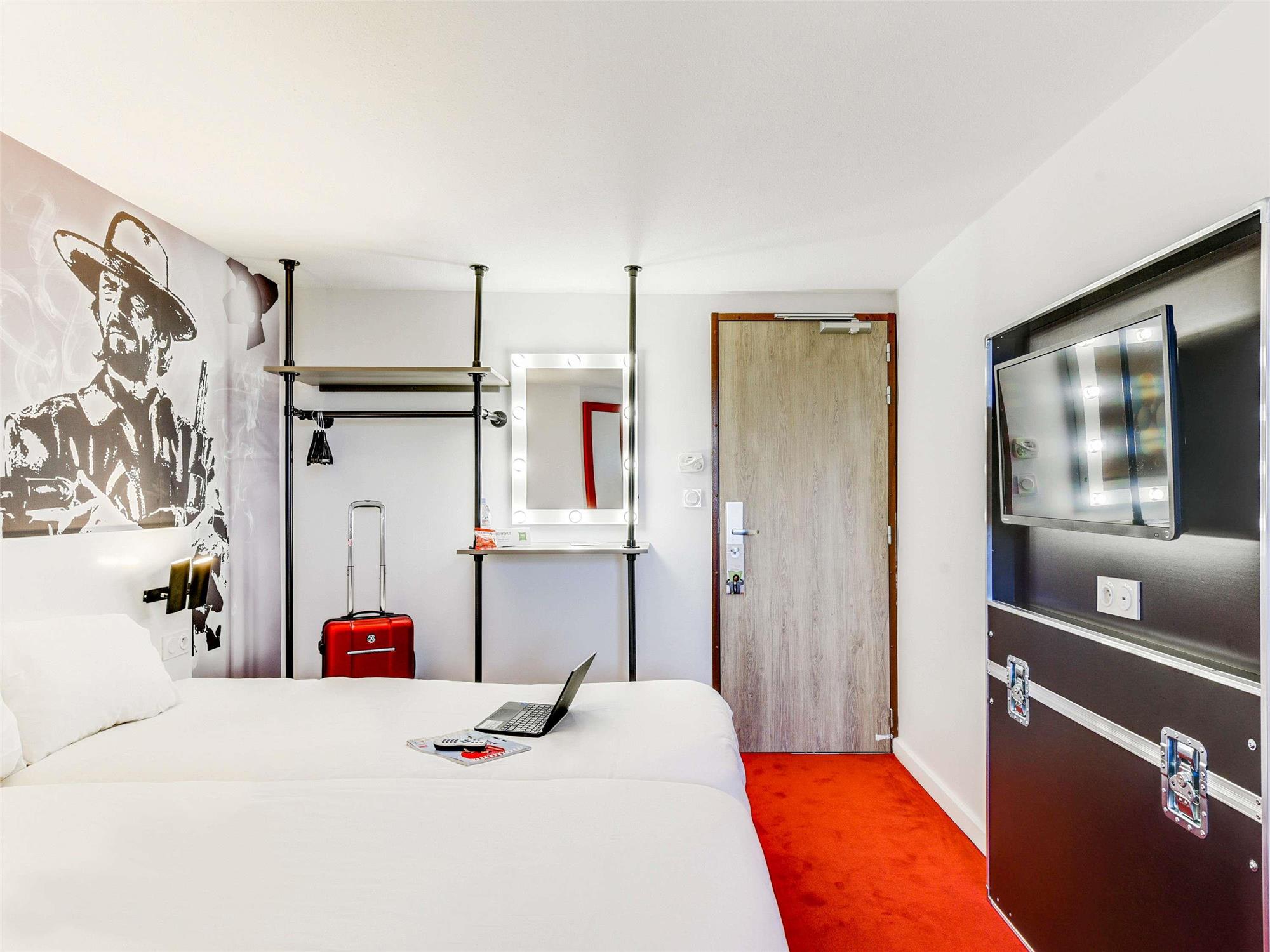 Ibis Styles Paris Saint Denis La Plaine 1