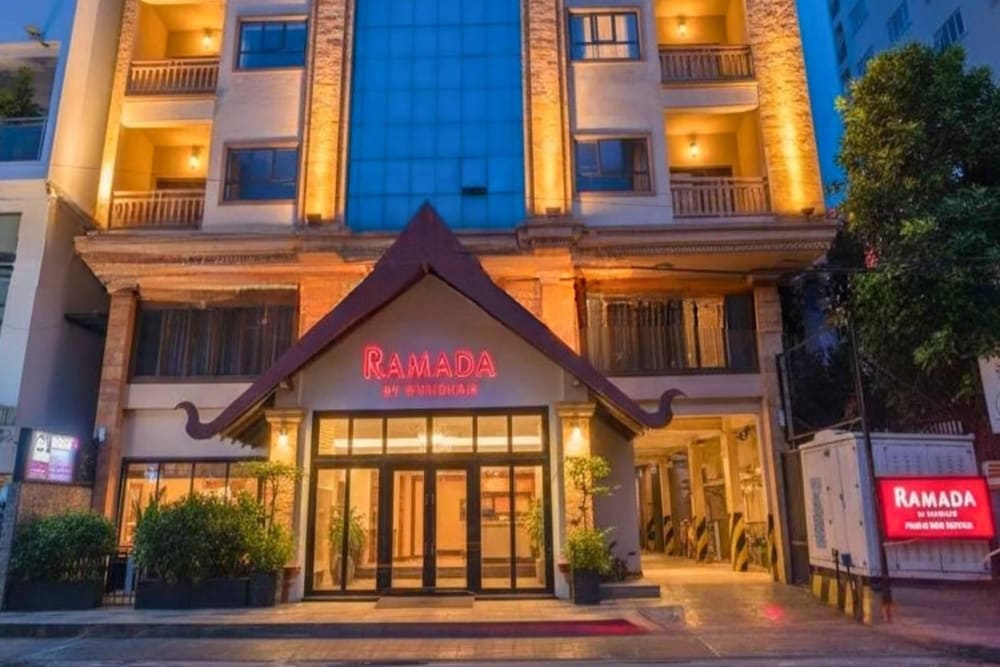 Ramada by Wyndham Phnom Penh Central 1