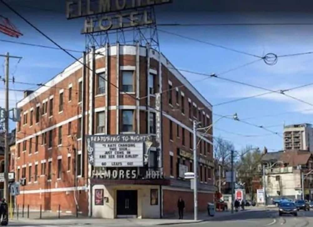 Filmores Hotel 1