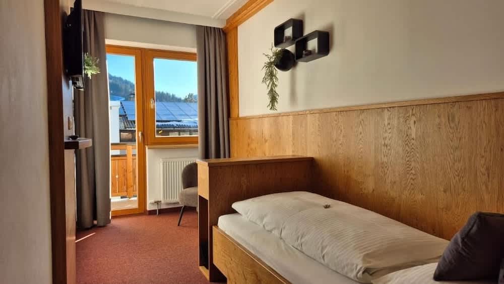 Hotel Dahoam by Miha 1