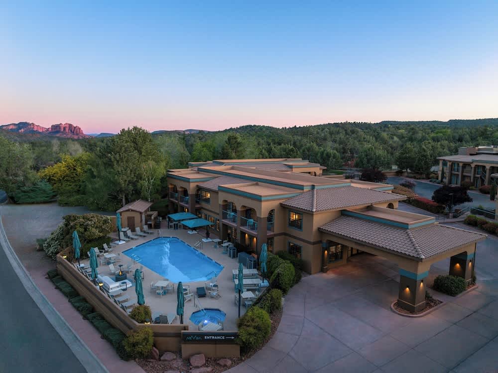 Mountain Modern Sedona, Tapestry Collection by Hilton 1