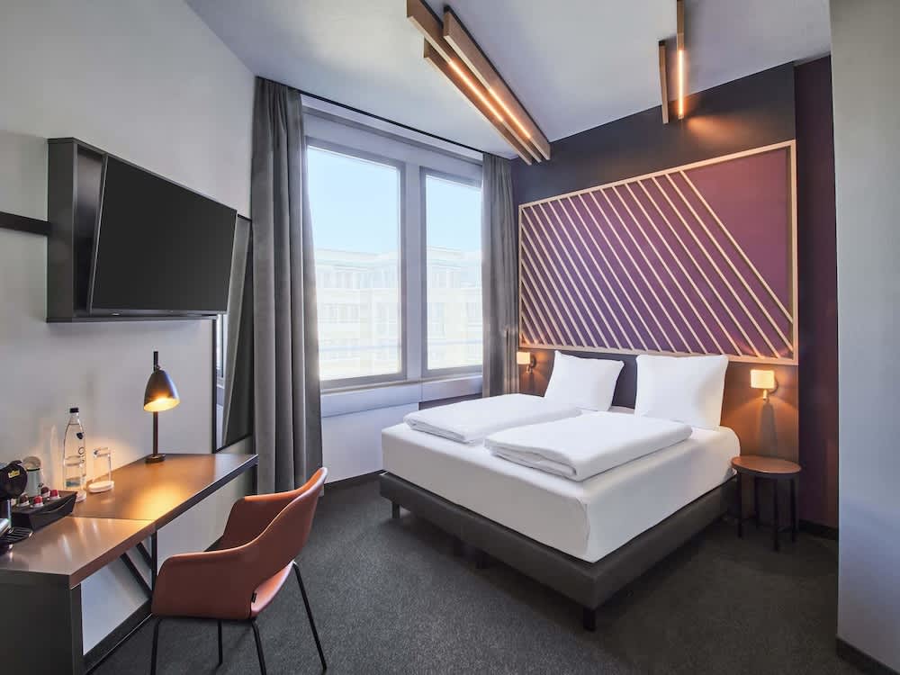 B&B HOTEL Rüsselsheim 1