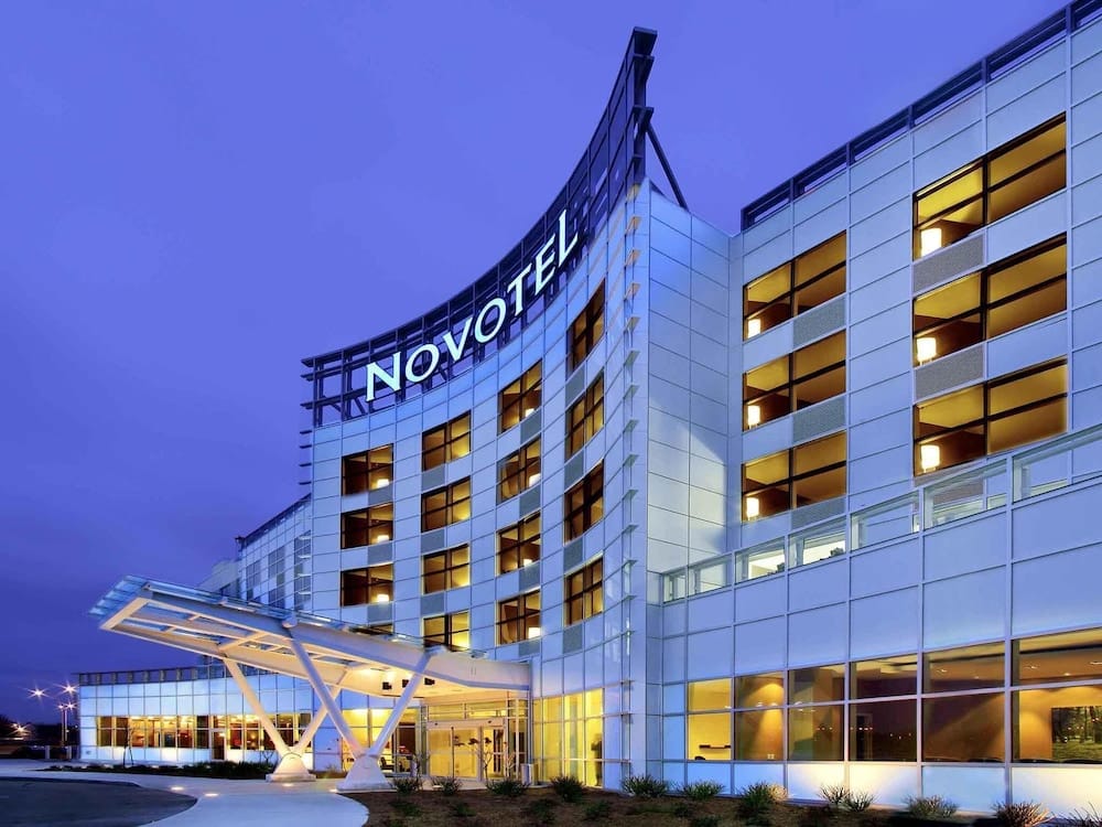 Novotel Montréal Aéroport 1