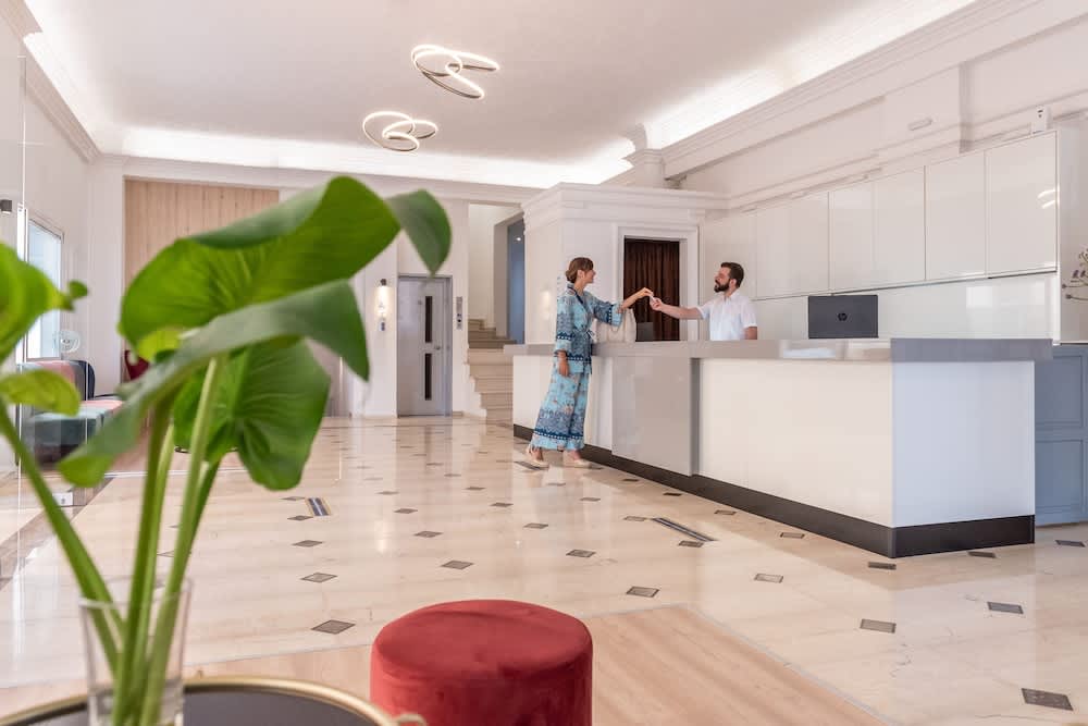 Azure Mare Hotel 2