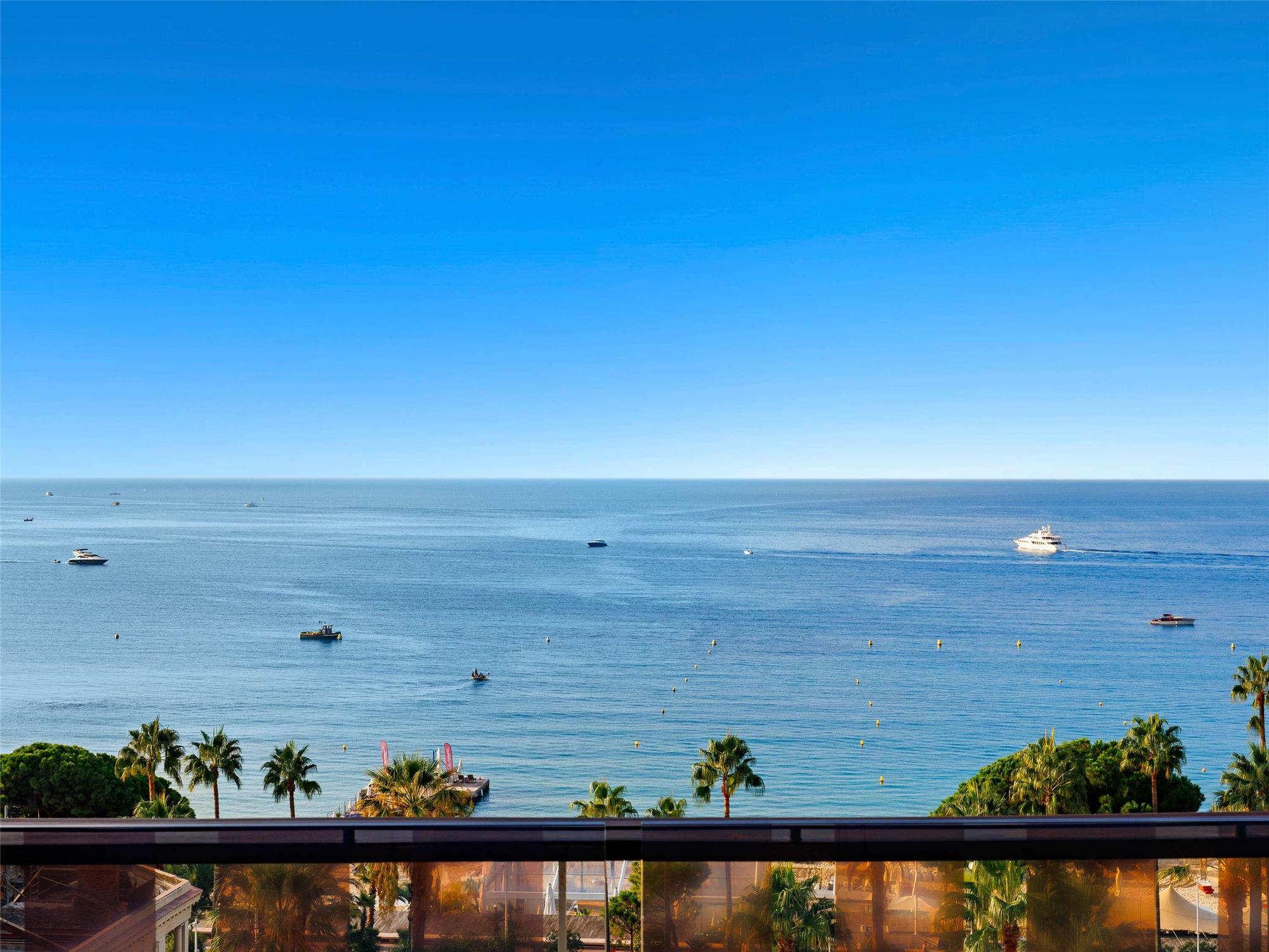 Mondrian Cannes 2