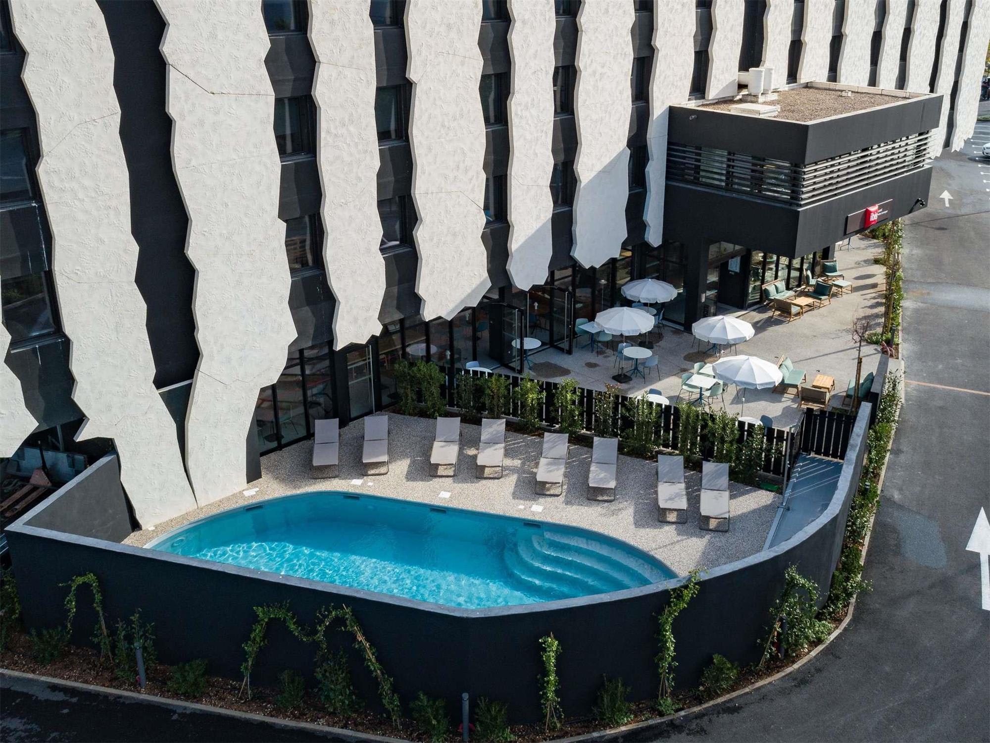 Ibis Lunel Petite Camargue 1