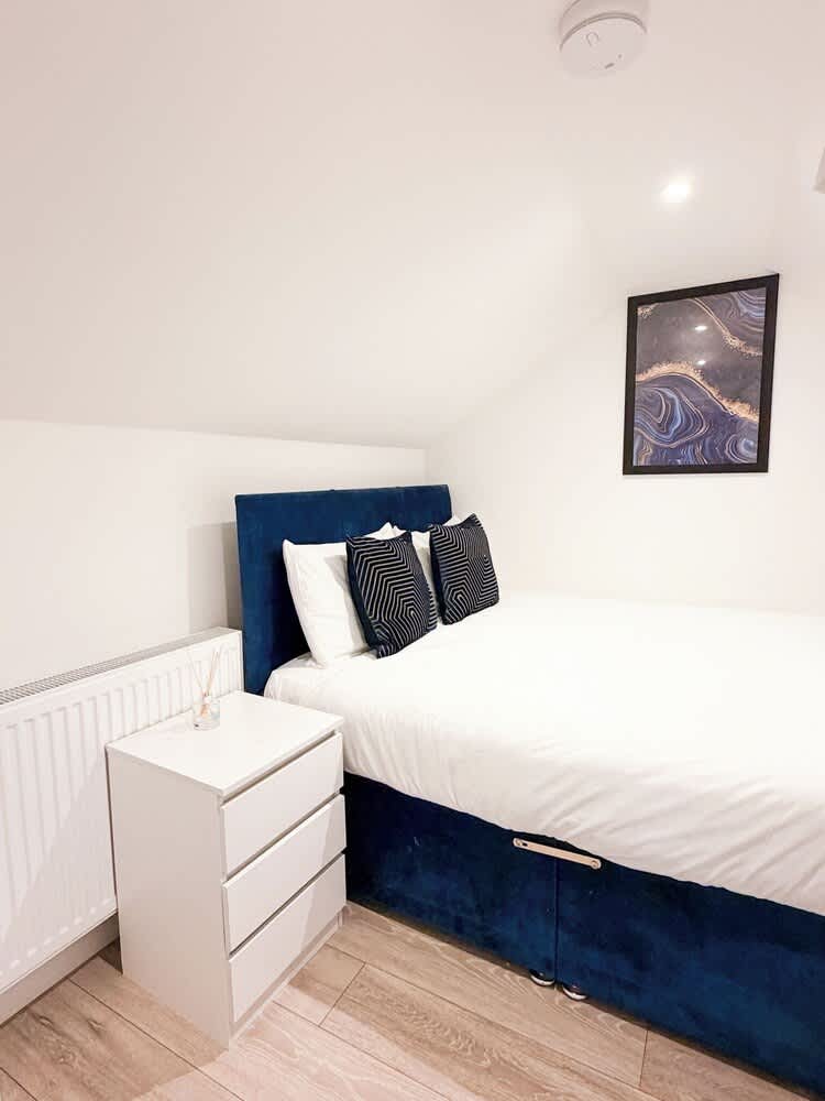 132 Huntingdon 1