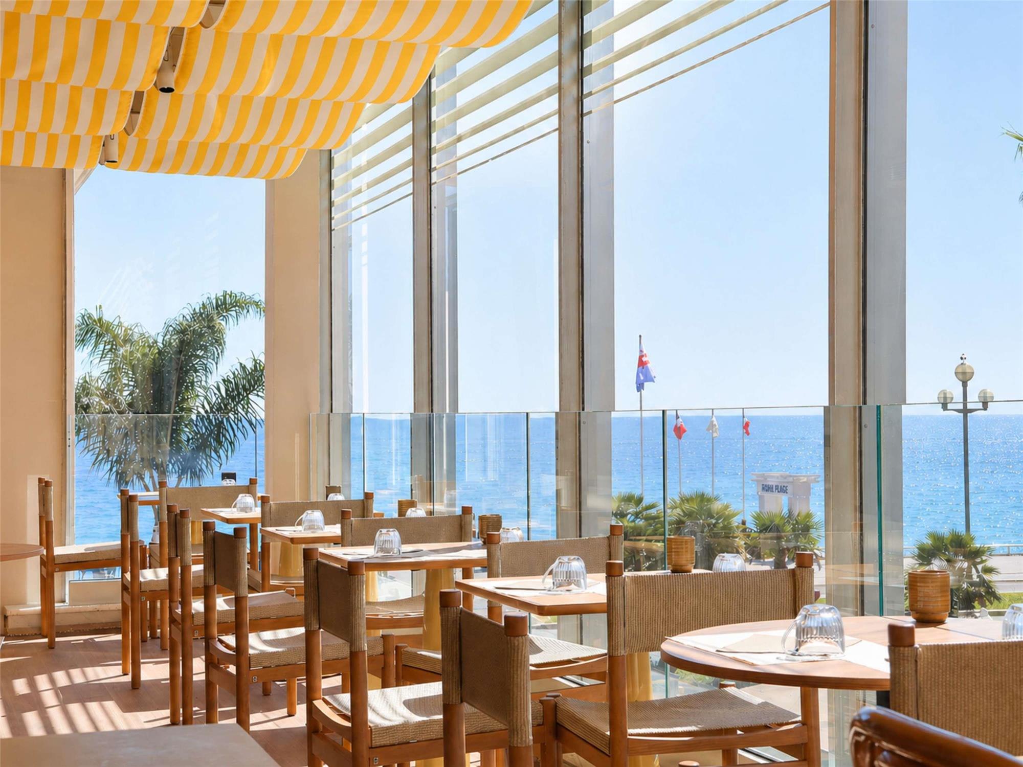 Mercure Nice Promenade Des Anglais 2