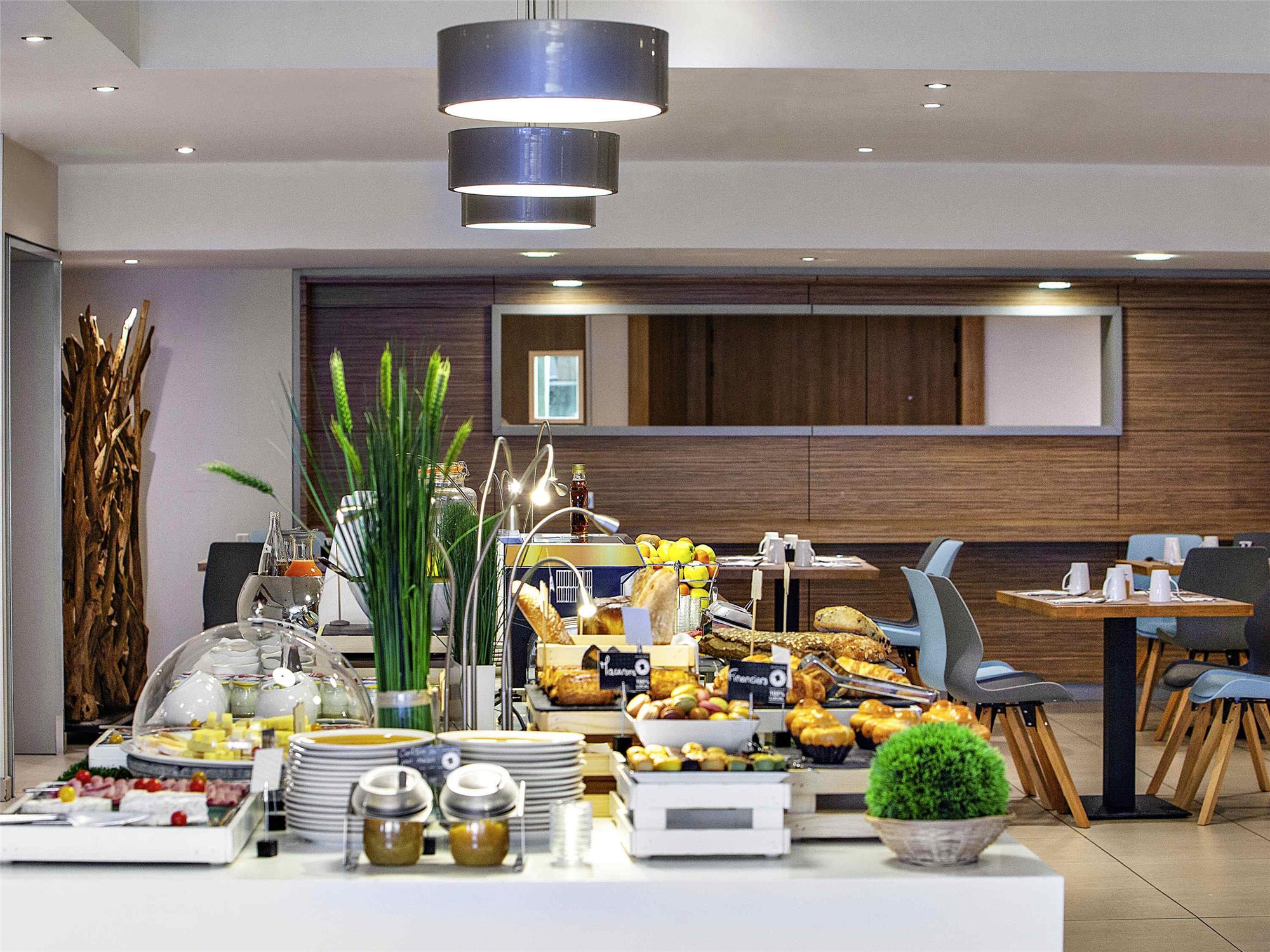 Mercure Paris Vaugirard Porte De Versailles 1