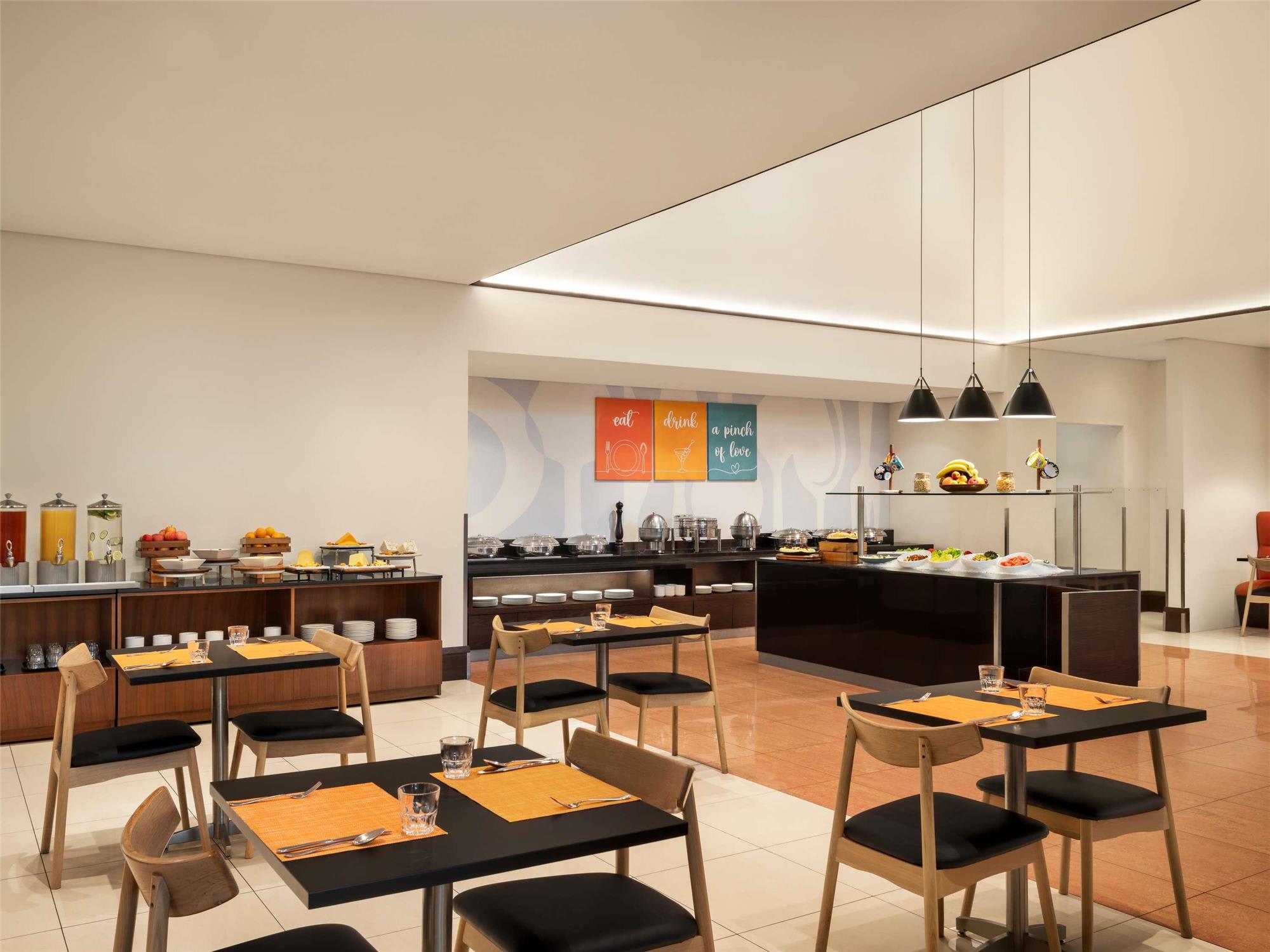 ibis Dubai Al Rigga 2