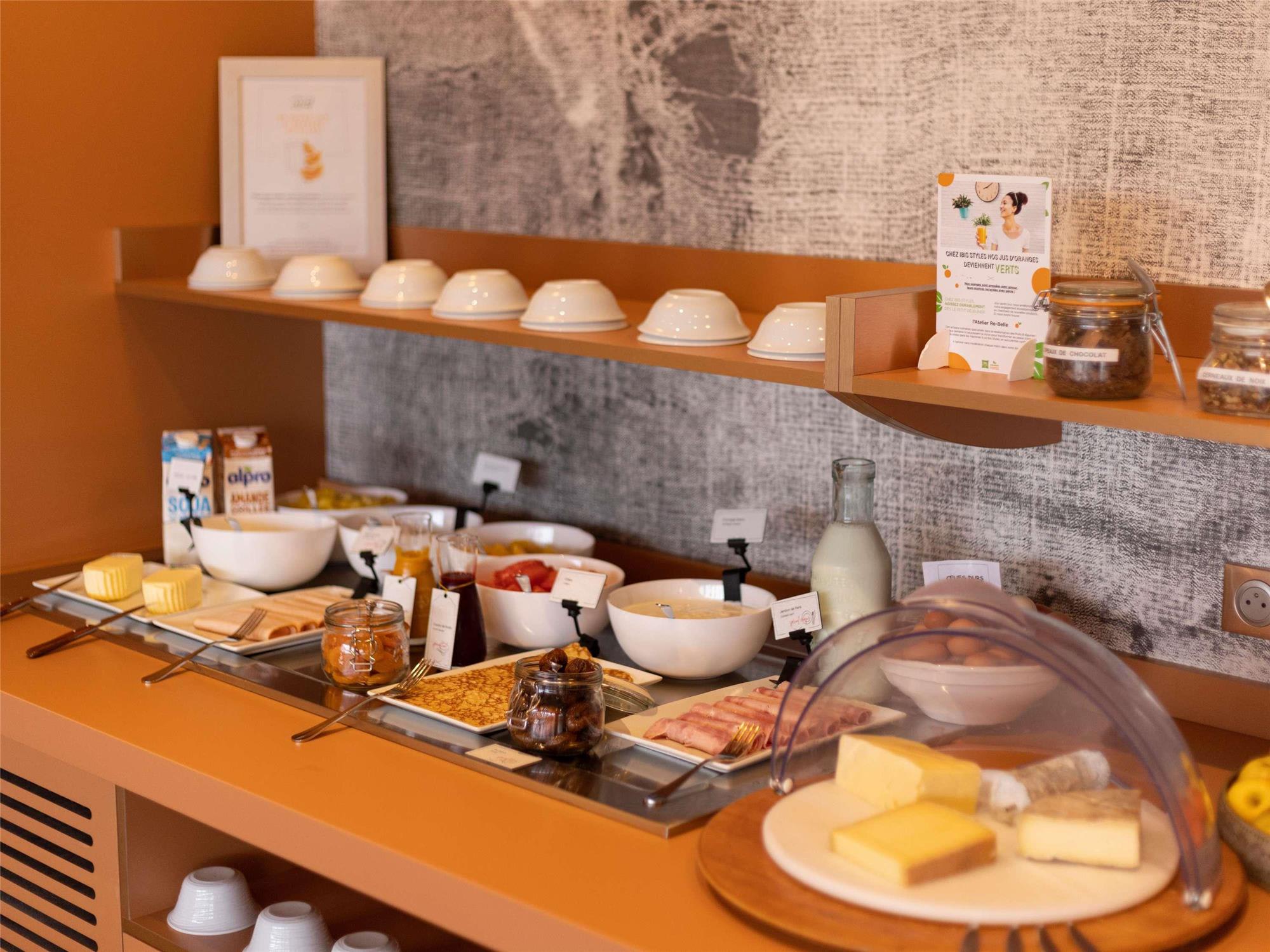 ibis Styles Chinon 2