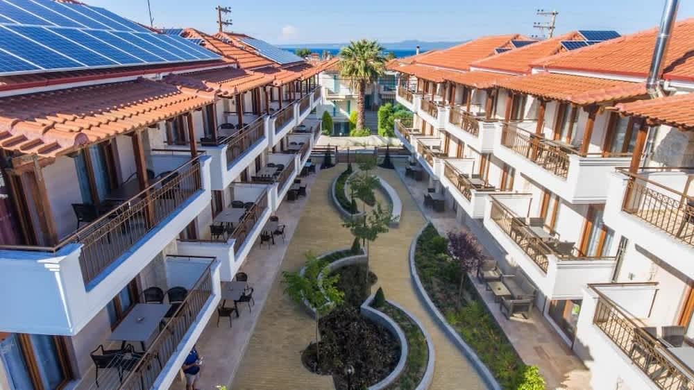Apanemia Apartments by Flegra 1