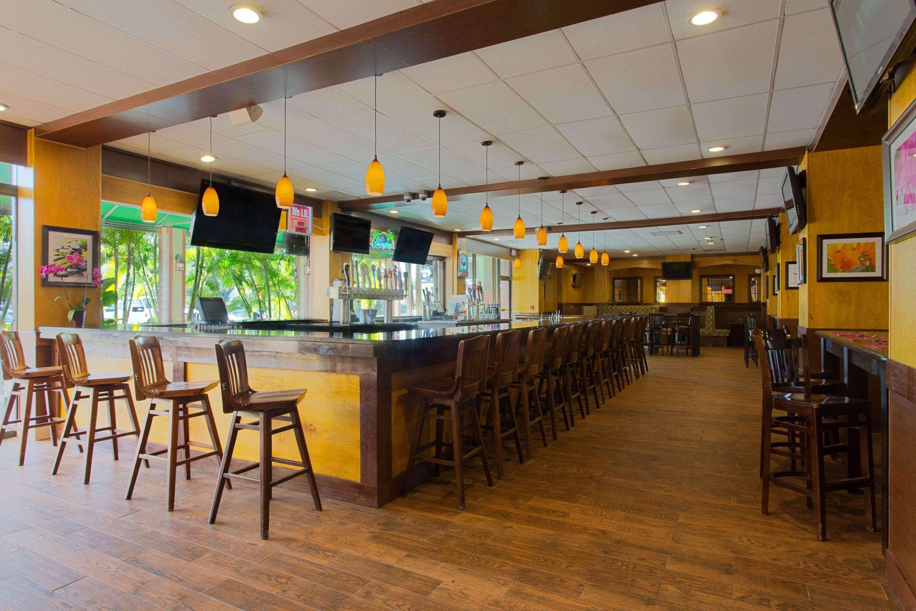 Ramada by Wyndham Tampa Airport Westshore 1