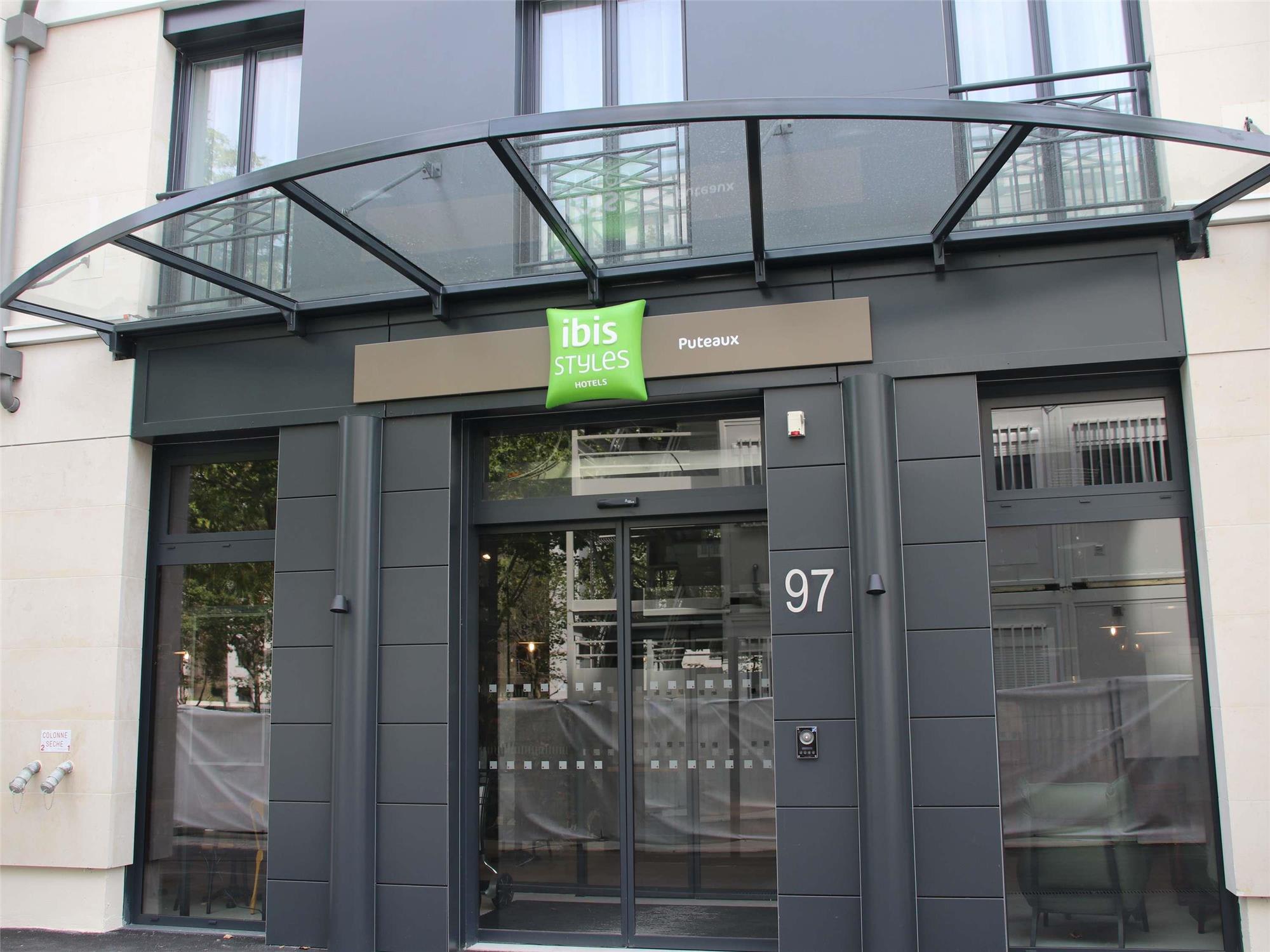 ibis Styles Puteaux Paris La Defense 2