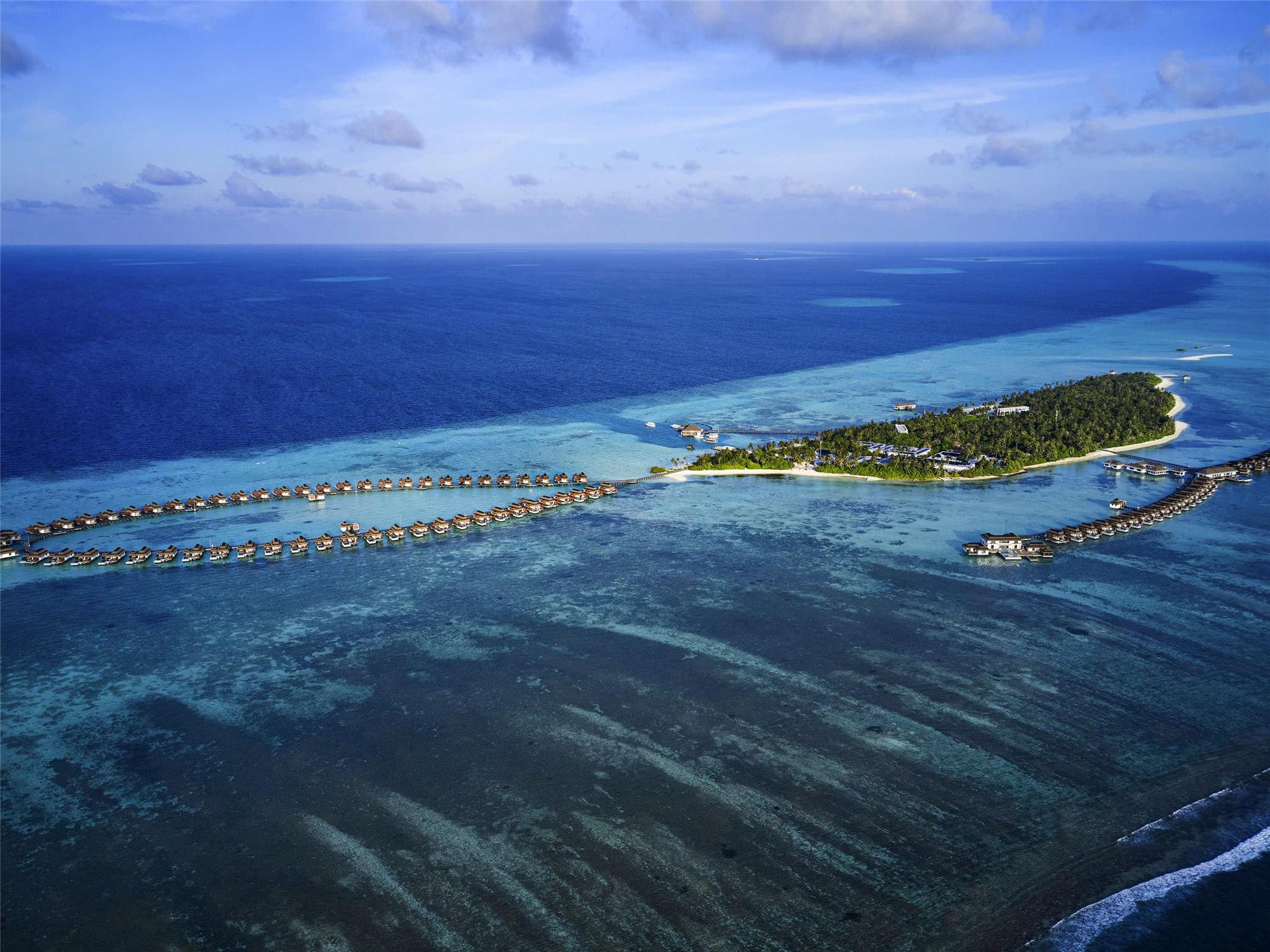 Pullman Maldives All-Inclusive Resort 1