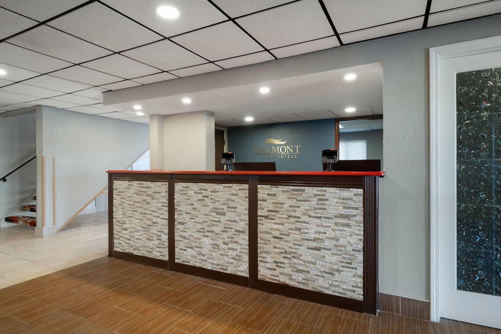 Baymont by Wyndham Waukesha 2