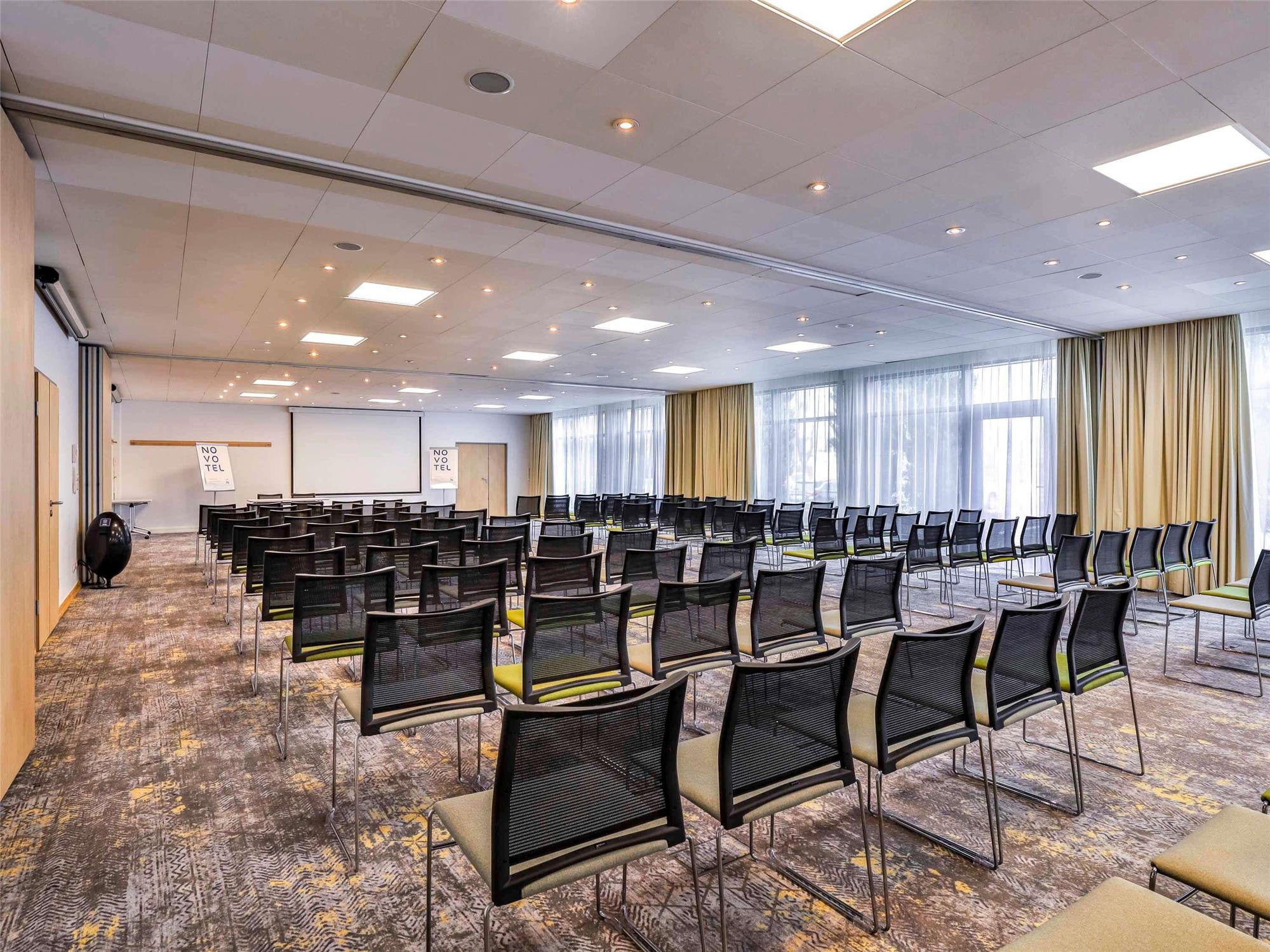 Novotel Poznań Malta 2