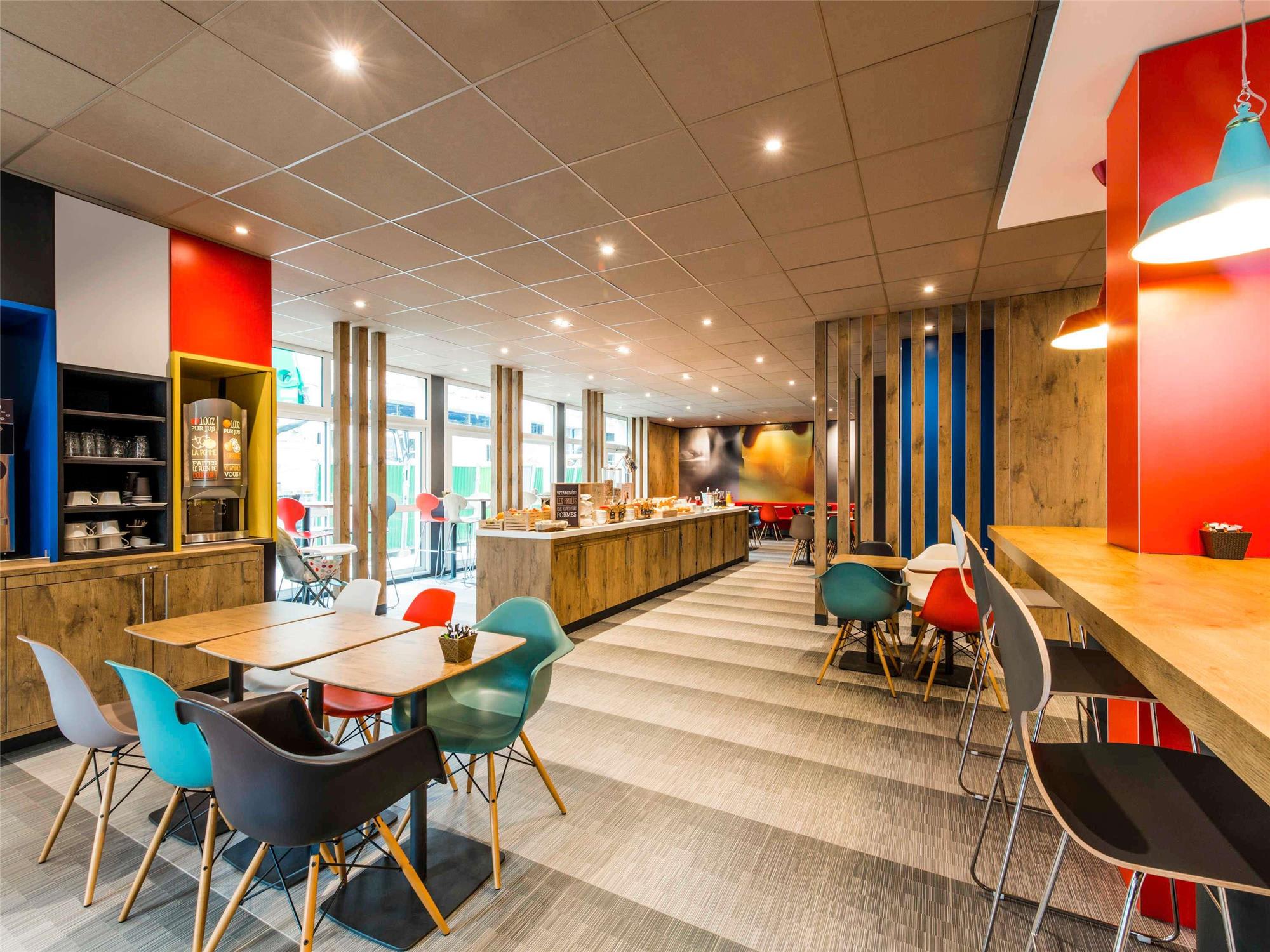 IBIS La Rochelle Vieux Port Centre 2